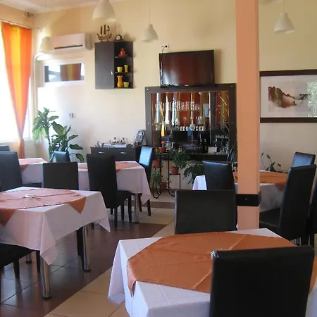Pensionat Pensiunea Ana 2*